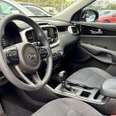 KIA SORENTO Interior 6