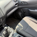 NISSAN NP300 Atrás 21