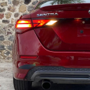 NISSAN SENTRA Lateral derecho 12