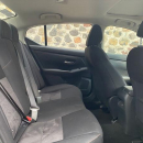 NISSAN SENTRA Lateral derecho 15