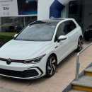 VOLKSWAGEN GOLF Interior 3