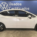 NISSAN VERSA Atrás 3