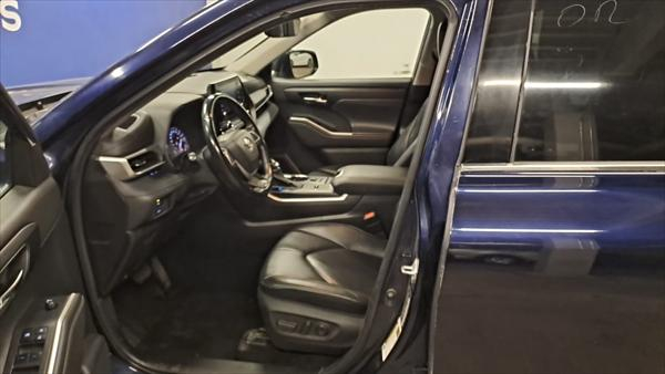 TOYOTA HIGHLANDER Lateral derecho 11