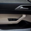 VOLKSWAGEN VIRTUS Lateral derecho 12